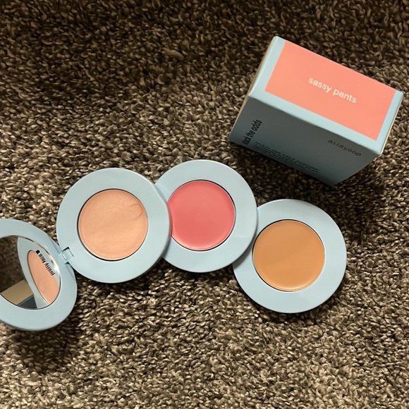 ALLEYOOP Stack The Odds - Picture 2 of 14